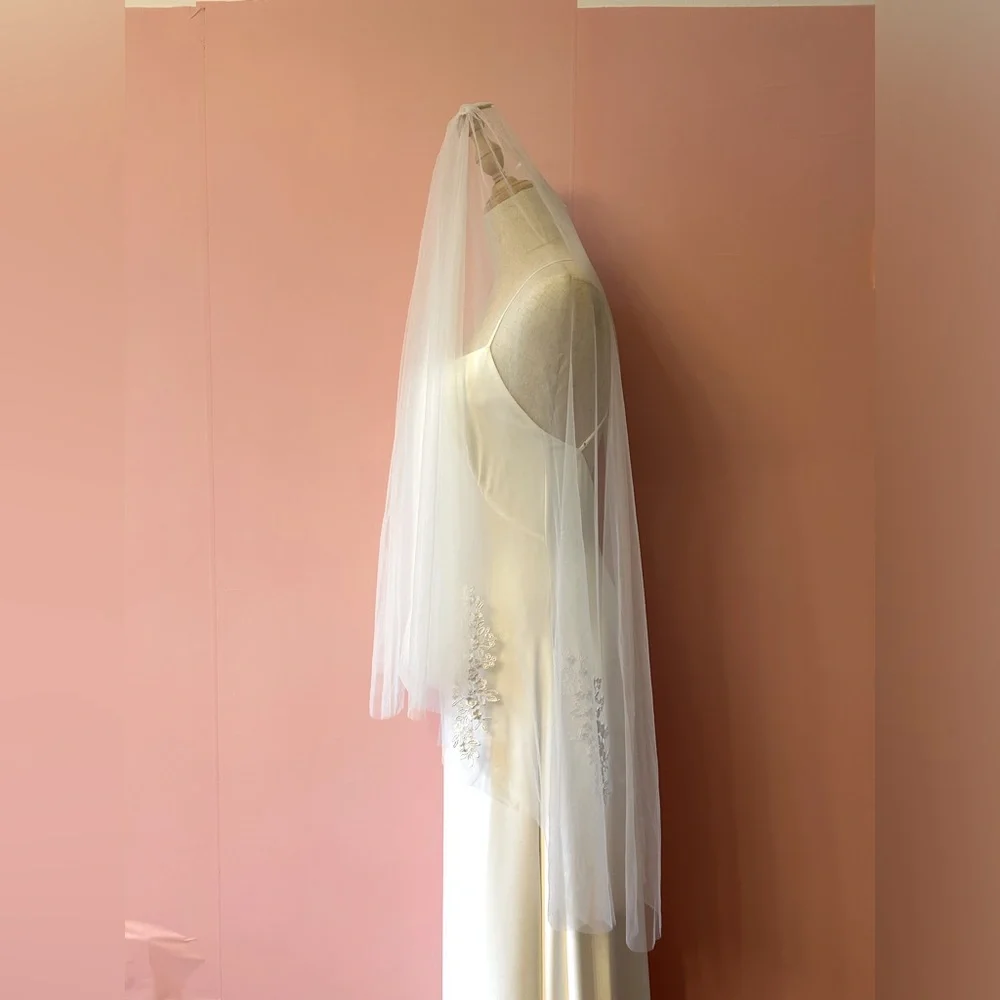Wedding Veil Fingertip